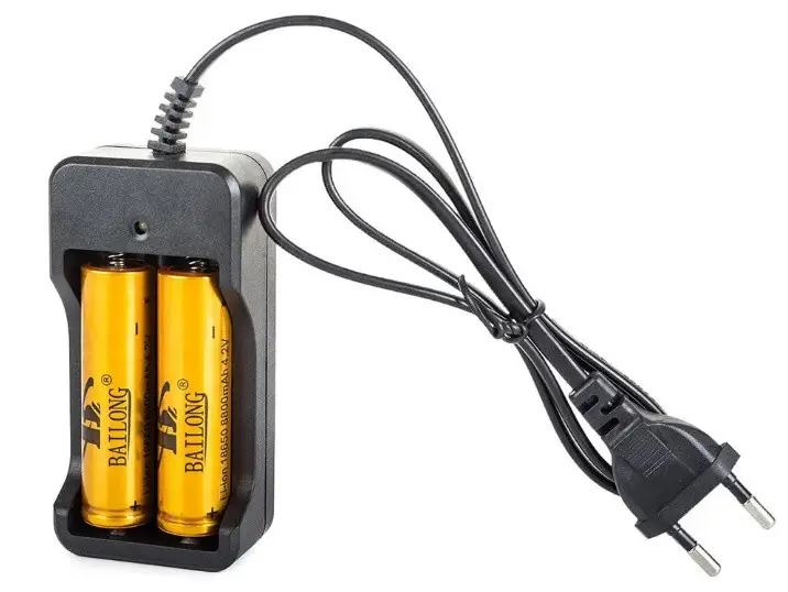 

Зарядное устройство на две батареи 18650 LED CHARGER 2 board