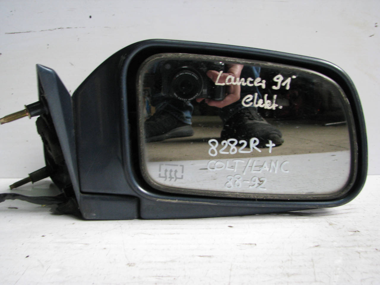 

Б/у зеркало эл. п с подогр. Mitsubishi Colt/Lancer 1988-1992, MURAKAMI 2629