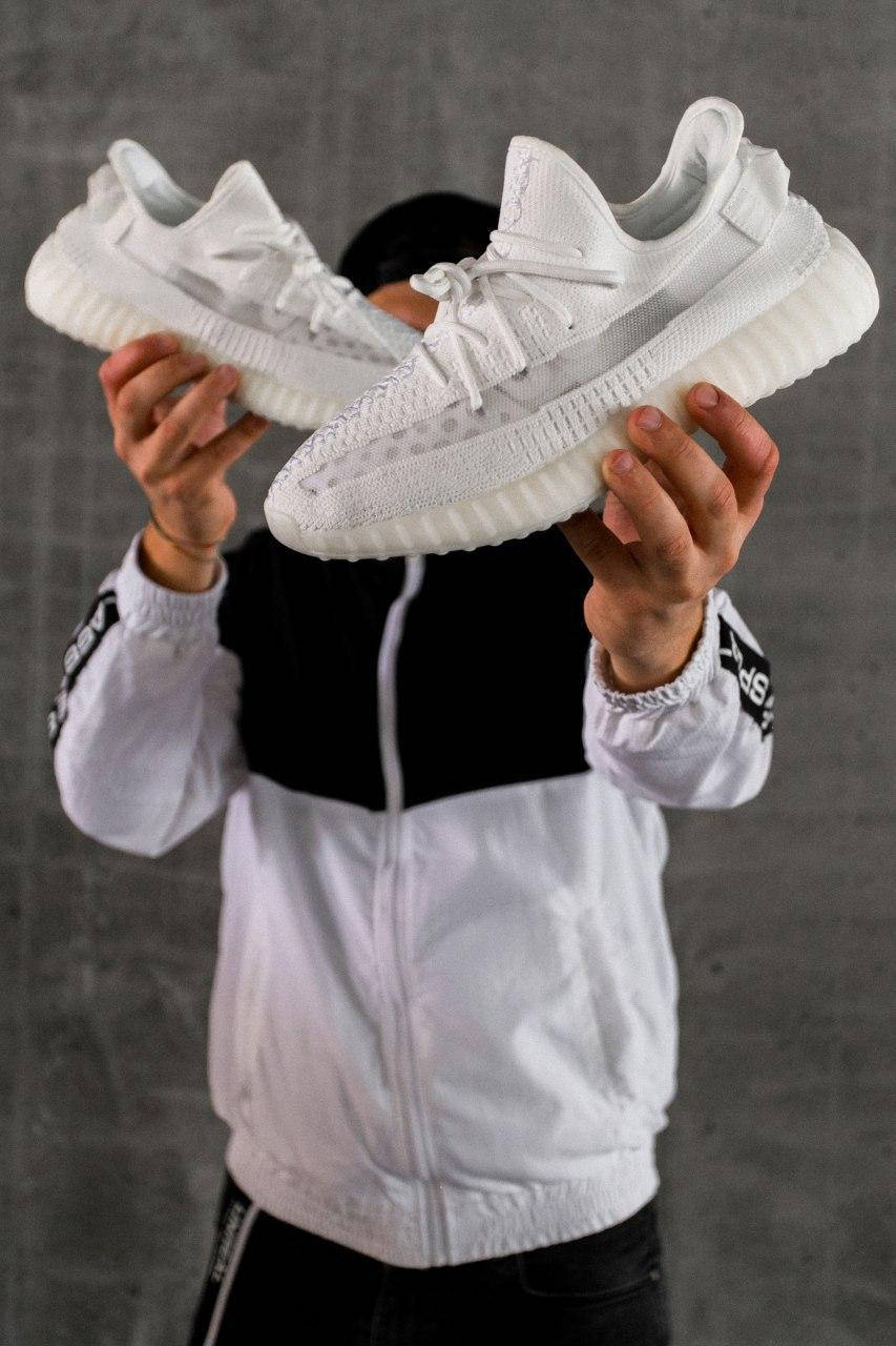

Стильные кроссовки Adidas Yeezy Boost 350 V2 TRFRM (Адидас Изи Буст 350)