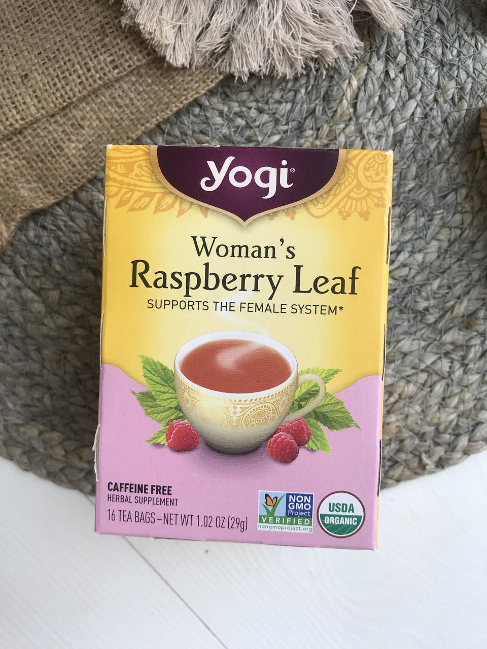 

Чай органический Raspberry Leaf, Yogi 16 пакетиков