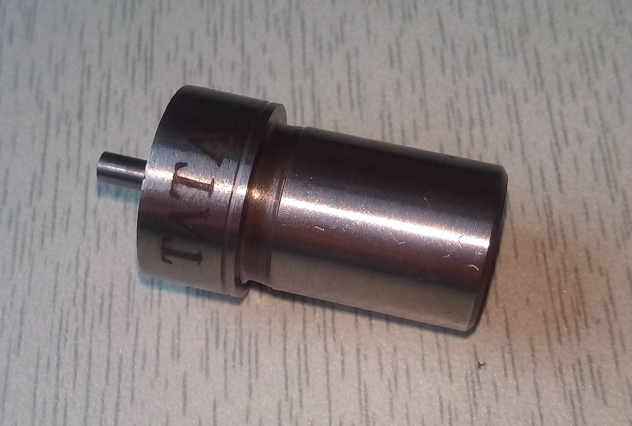 

Распылитель форсунки ZS4S1A три отверстия 180n