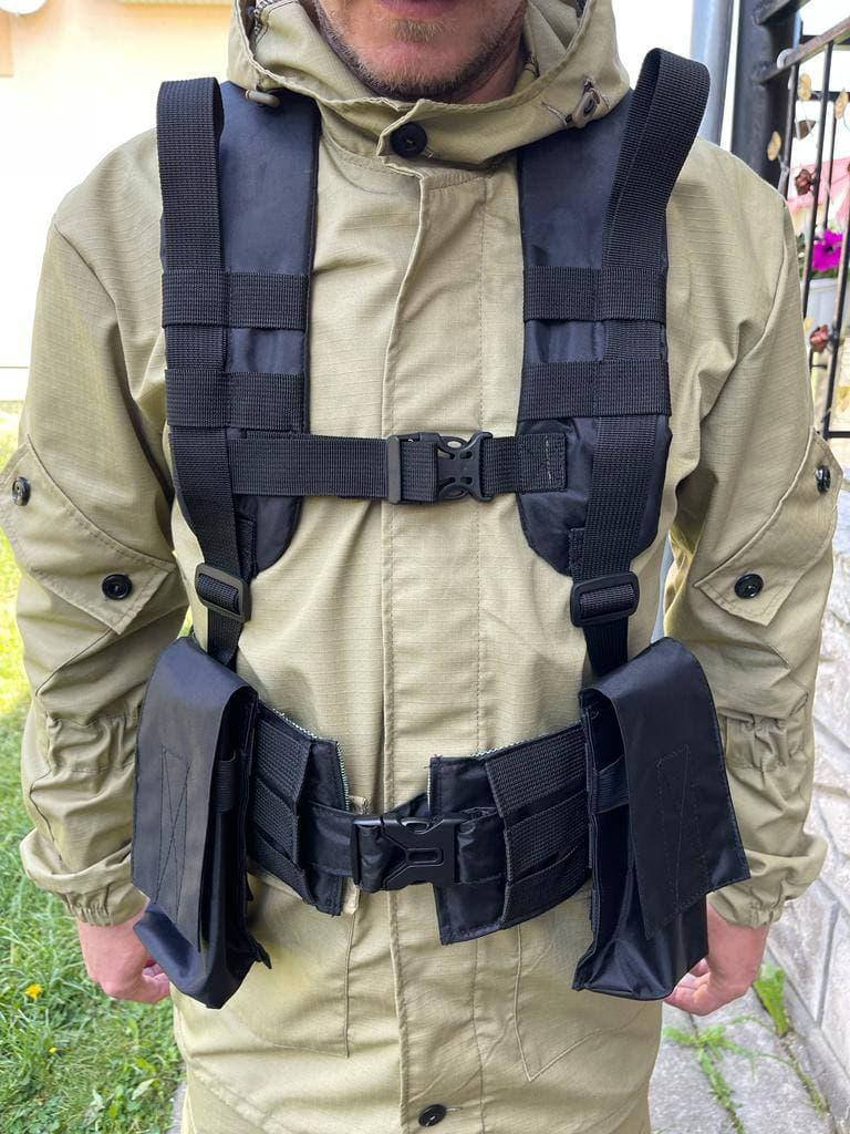 

Жилет разгрузочный Грудь 3 кармана BLACK