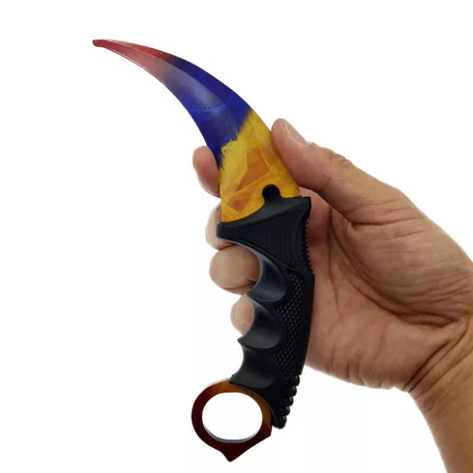 

Нож Керамбит CS:GO Градиент НЕЗАТОЧЕННЫЙ из Counter-Strike: Global Offensive Коллекционный нож