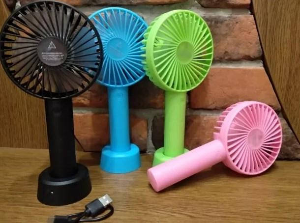 

Ручной вентилятор на подставке fan 2