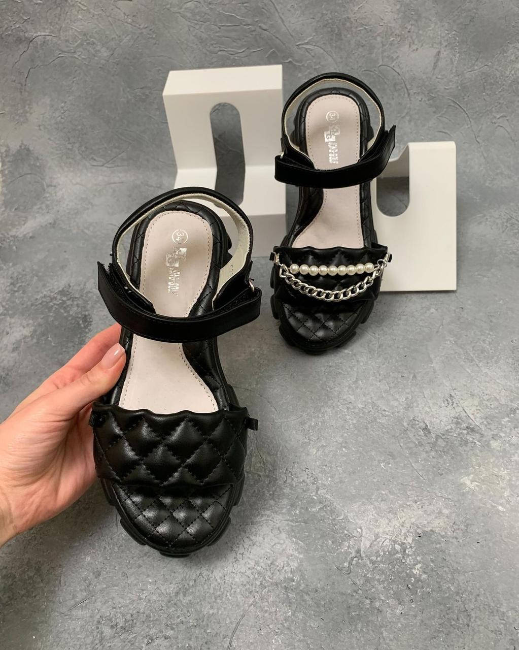 

Модные подростковые черные босоножки с цепочкой для девочки на липучке. 33-38р., Черный