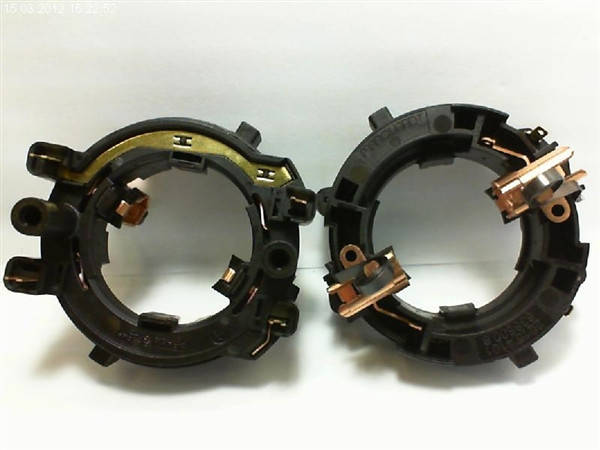 

Щеткодержатель Makita HR2470 638500-6