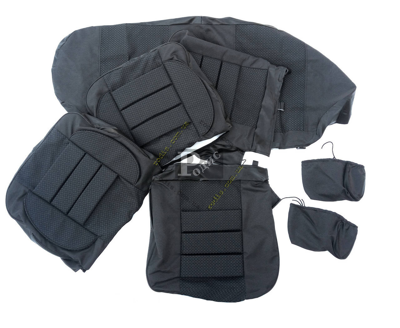 

Чехлы автомобильные ВАЗ 2101, 2102, 2103, 2106 "Пилот" (серые)