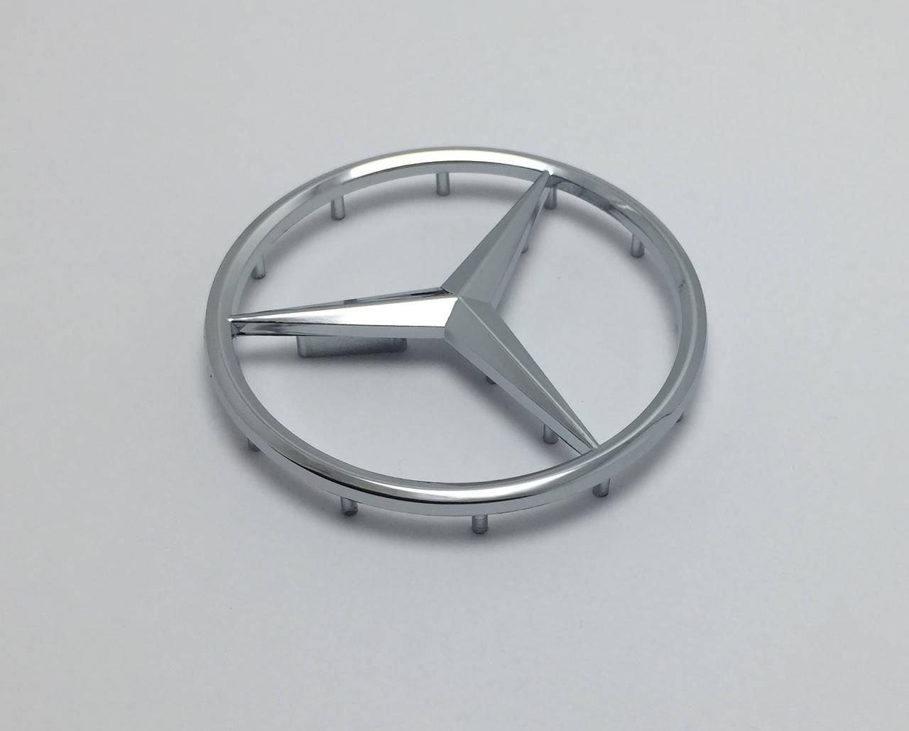 

Эмблема руля Mercedes