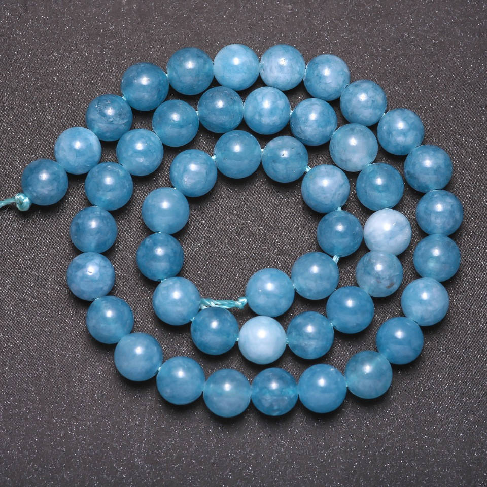 

Бусины из камня Аквамарин (им) гладкий шарик d-8(+-)мм L-38см