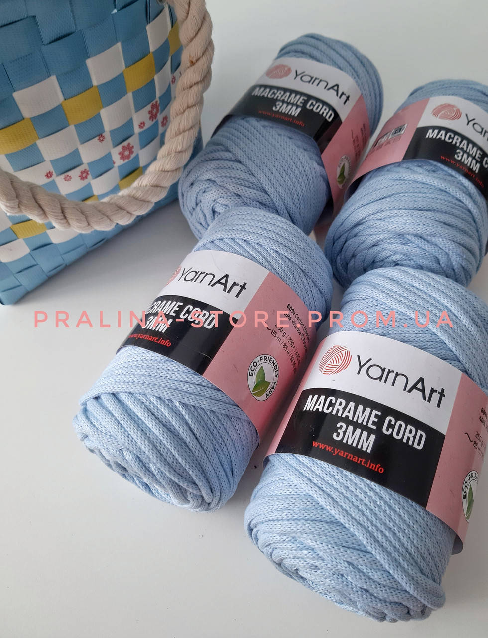 

Пряжа шнур Макраме корд 3 мм YarnArt Macrame Cord 3мм голубого цвета