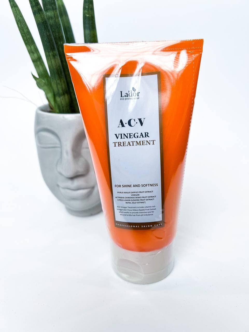 

Маска с яблочным уксусом Lador ACV Vinegar Treatment 150 мл