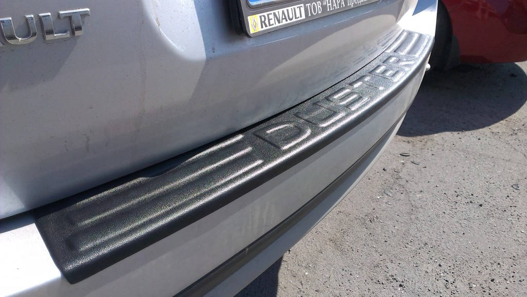 

Накладка на задний бампер Renault Duster (2010-2017), Черный