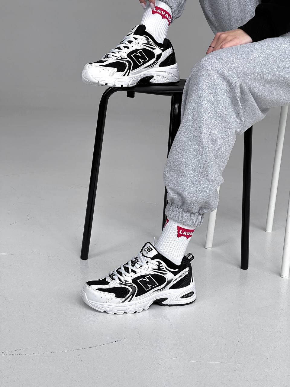 

Кроссовки New Balance 530 белые с черным кожаные с сеткой 41, Черно-белый