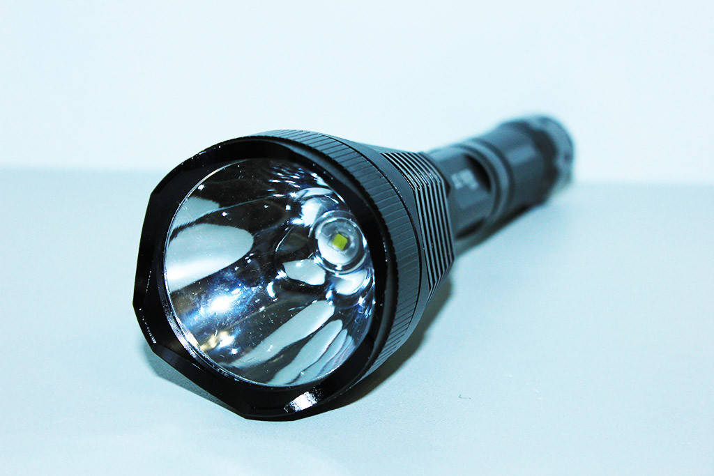 

Фонарик подствольный Police BL-Q2800-T6 158000W