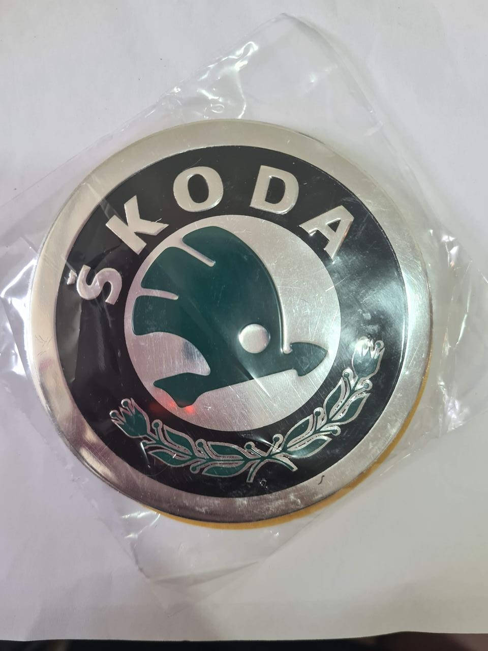 

Наклейки на колпачки, заглушки, наклейки на диски 90 мм SKODA шкода, Черный