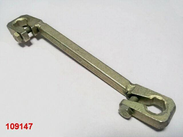 

Ключ прокачки тормоза зажимной 10х13