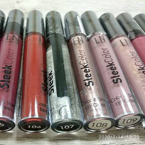 

Блеск для губ LN Professional Sleek Color 109 Пыльная роза