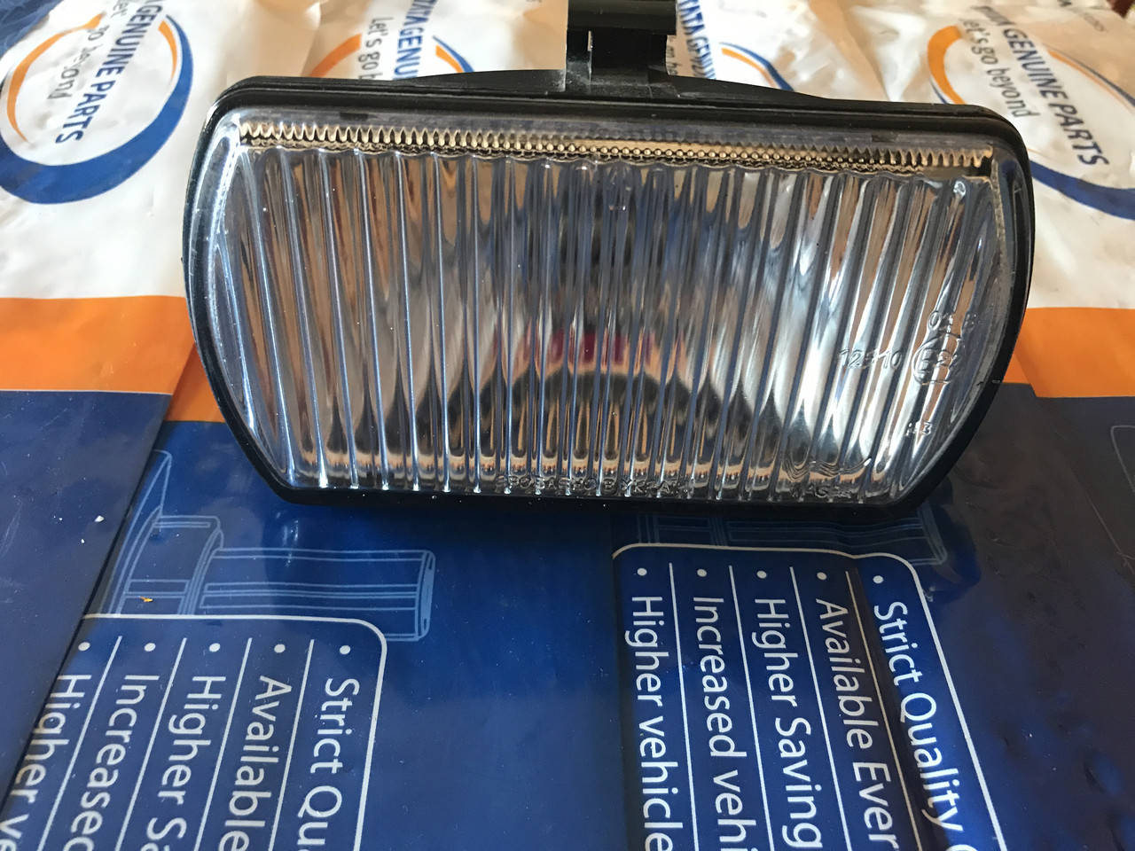 

Фара противотуманный белая на ТАТА Эталон Богдан, Белый