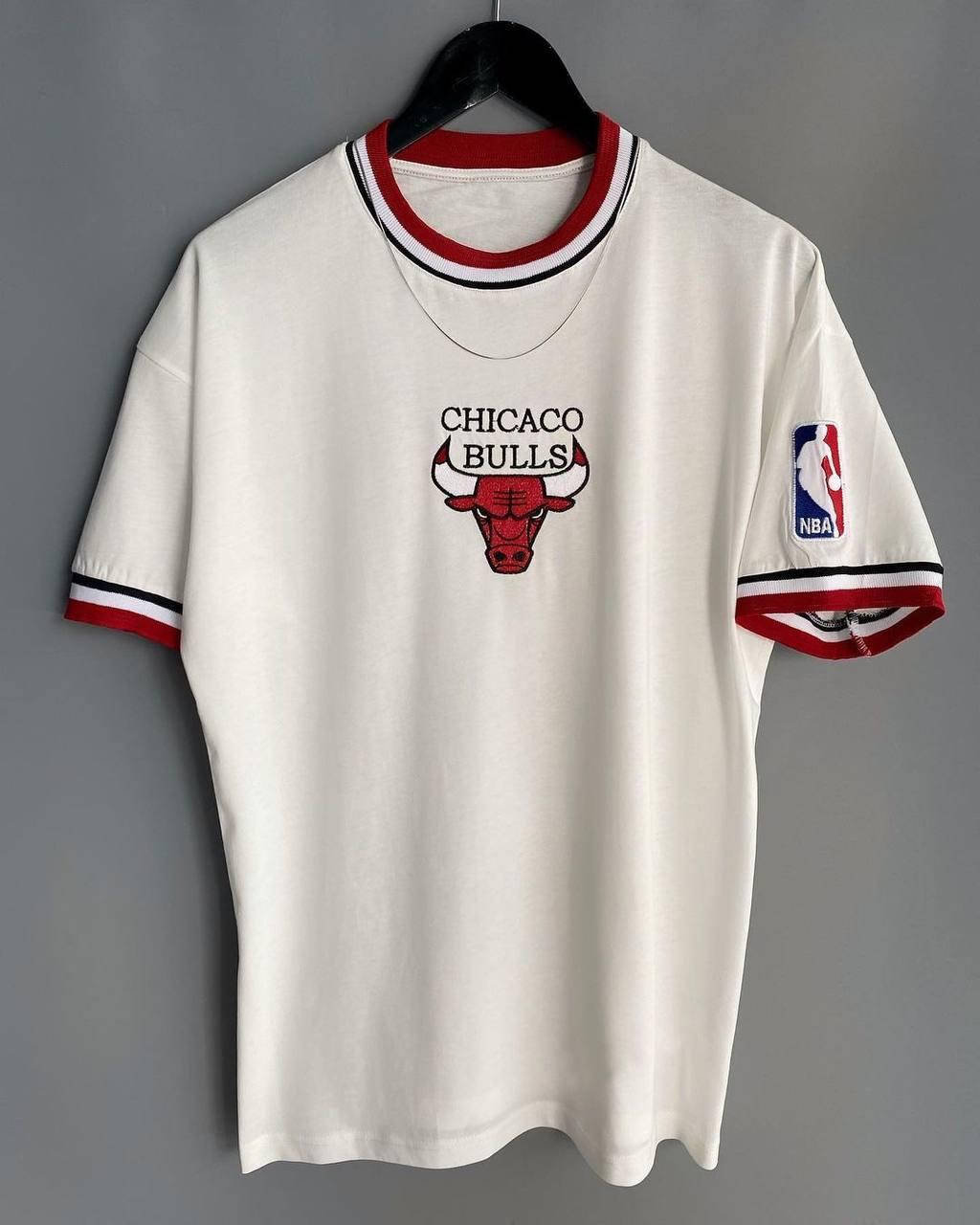 

Мужская футболка оверсайз Chicago Bulls NBA летняя хлопок белая Турция. Живое фото