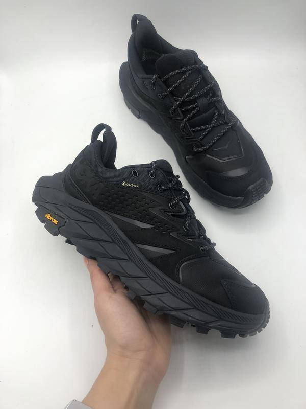 

Кросівки hoka anacapa low gore-tex ( 1122017 fe1221c) оригінал 42(2/3), Черный
