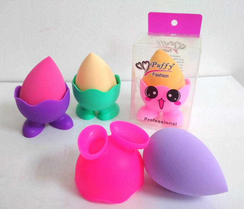 

Спонж для нанесения макияжа Puffy капля на силиконовой подставке