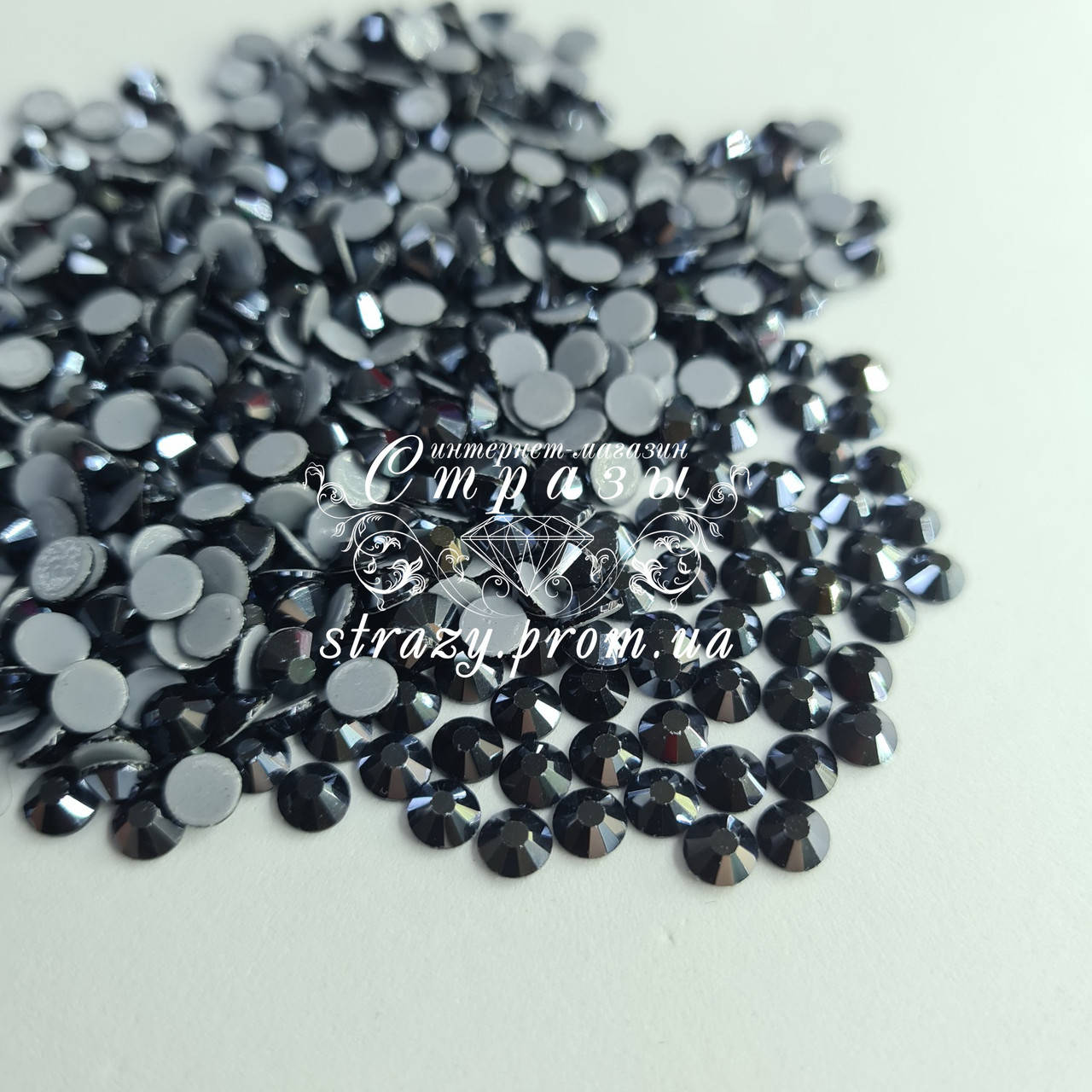 

Термо стразы ss12 Black shiny (3.0mm) 100шт Blinginbox