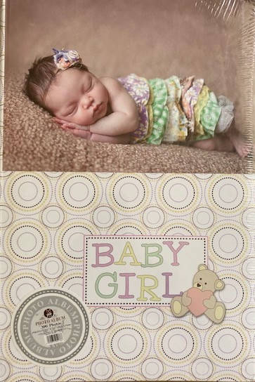 

Альбом детский на 300 фотографий 10х15 см Baby Girl, Кофе с молоком