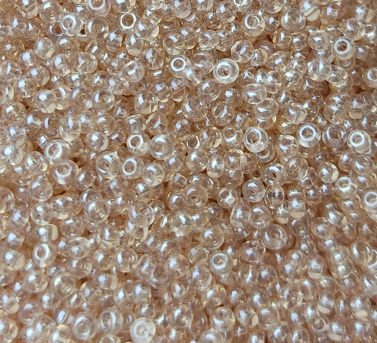 

Бисер, Размер 10, Китай, Кремовый, Перламутровый, Упаковка 10 грамм