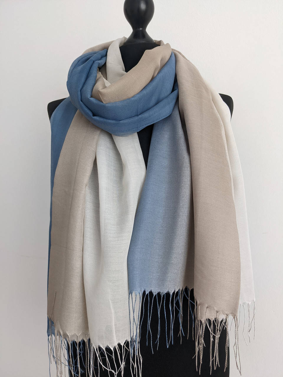 

Женский шарф палантин тонкий з переходом, Разные цвета