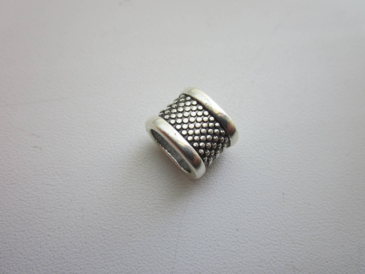 

Бусина металлическая ("серебро")