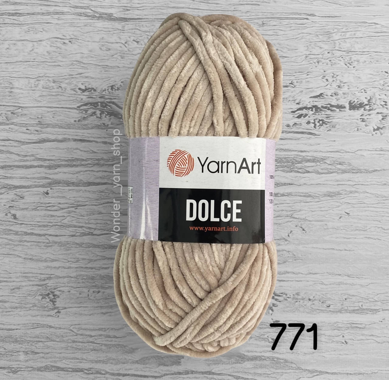 

Плюшевая пряжа YarnArt Dolce (ЯрнАрт Дольче) 771, светло-бежевый