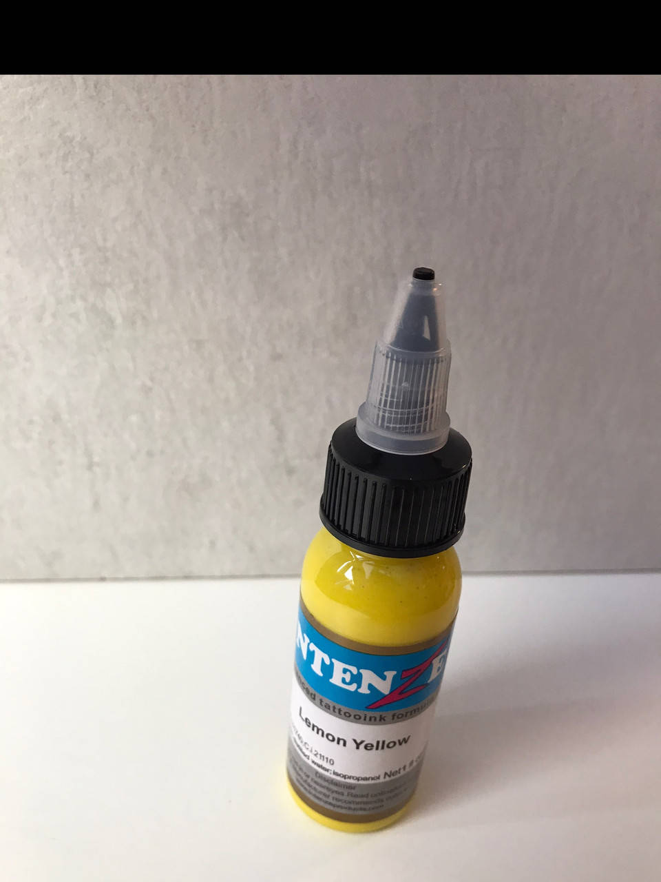 

Тату краска Lemon Yellow 30 мл