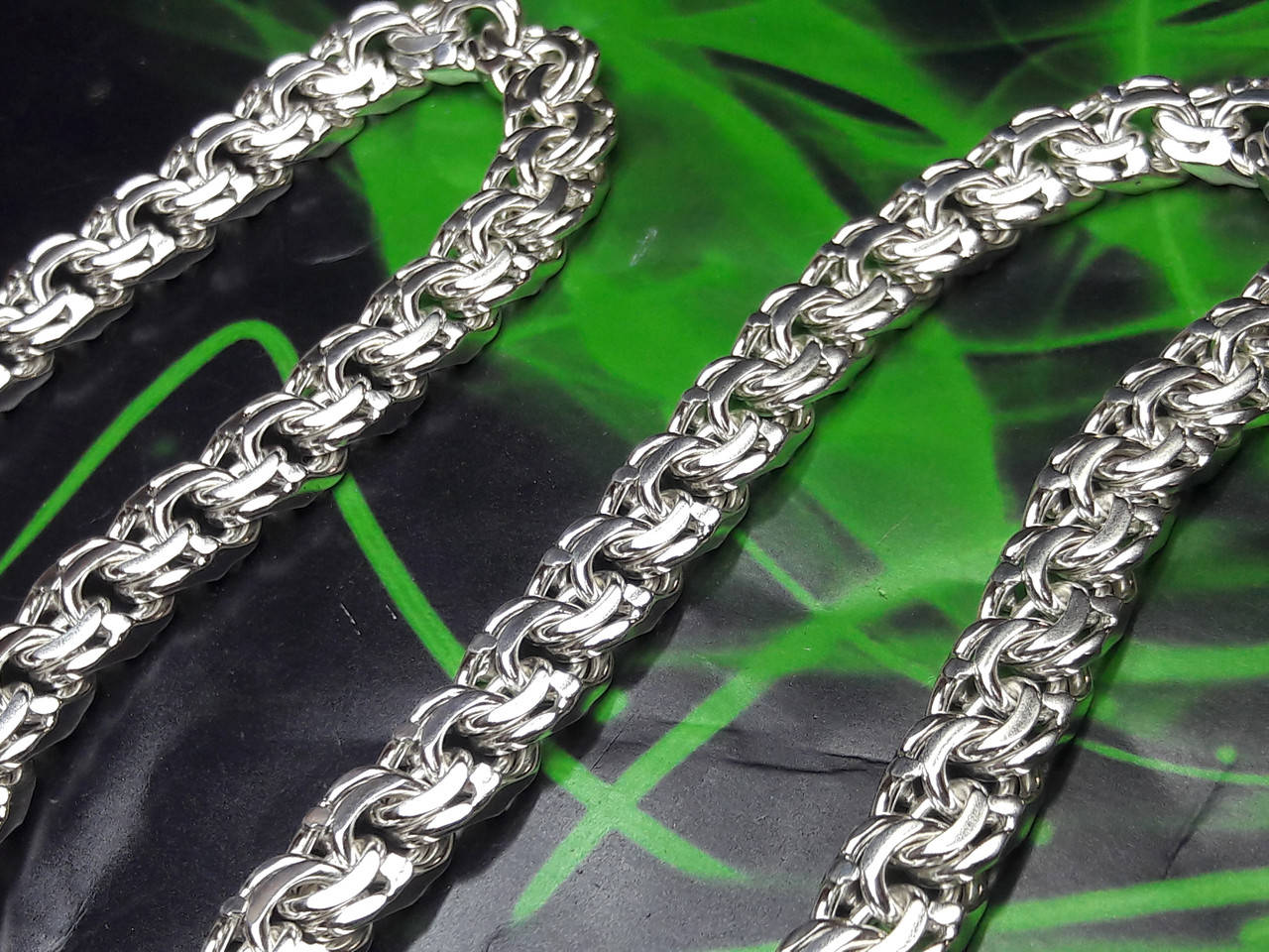 

Серебряная цепочка бисмарк