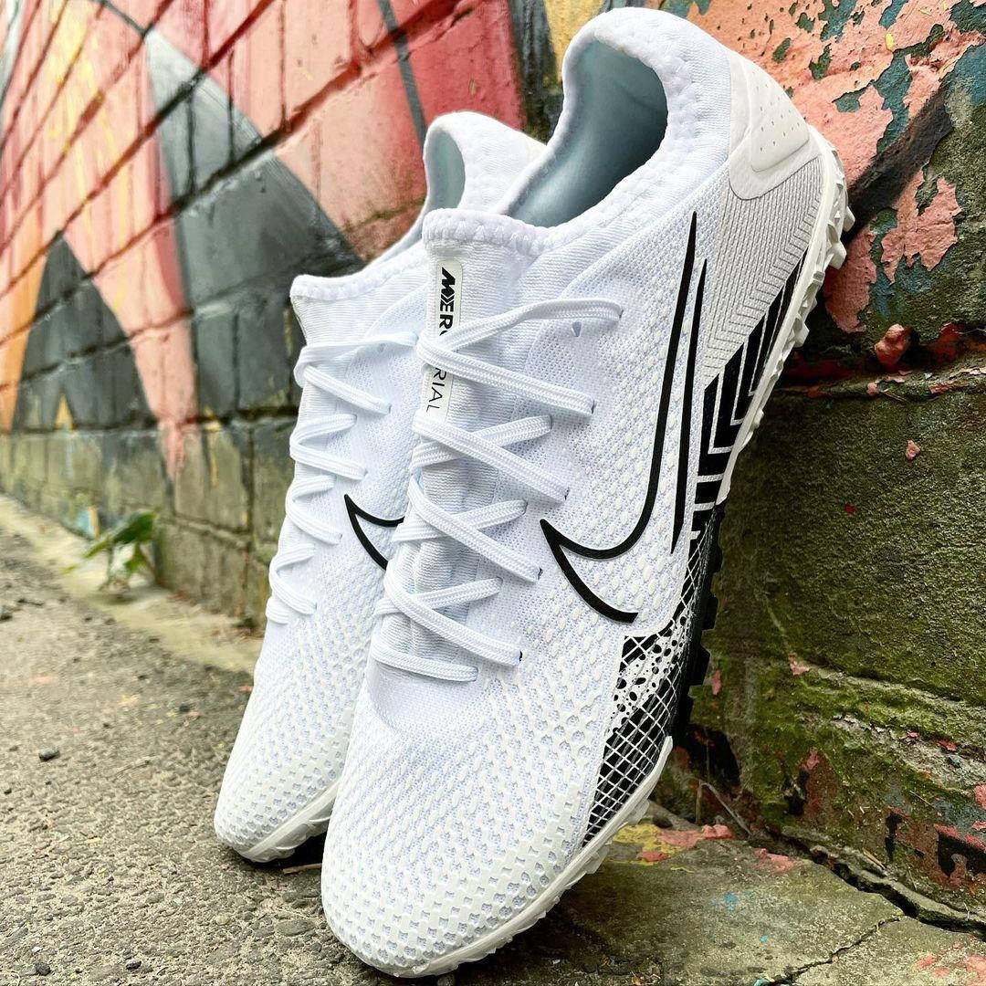 

Cороконожки Nike Mercurial Vapor Pro обувь футбольная найк меркуриал вапор про, Белый