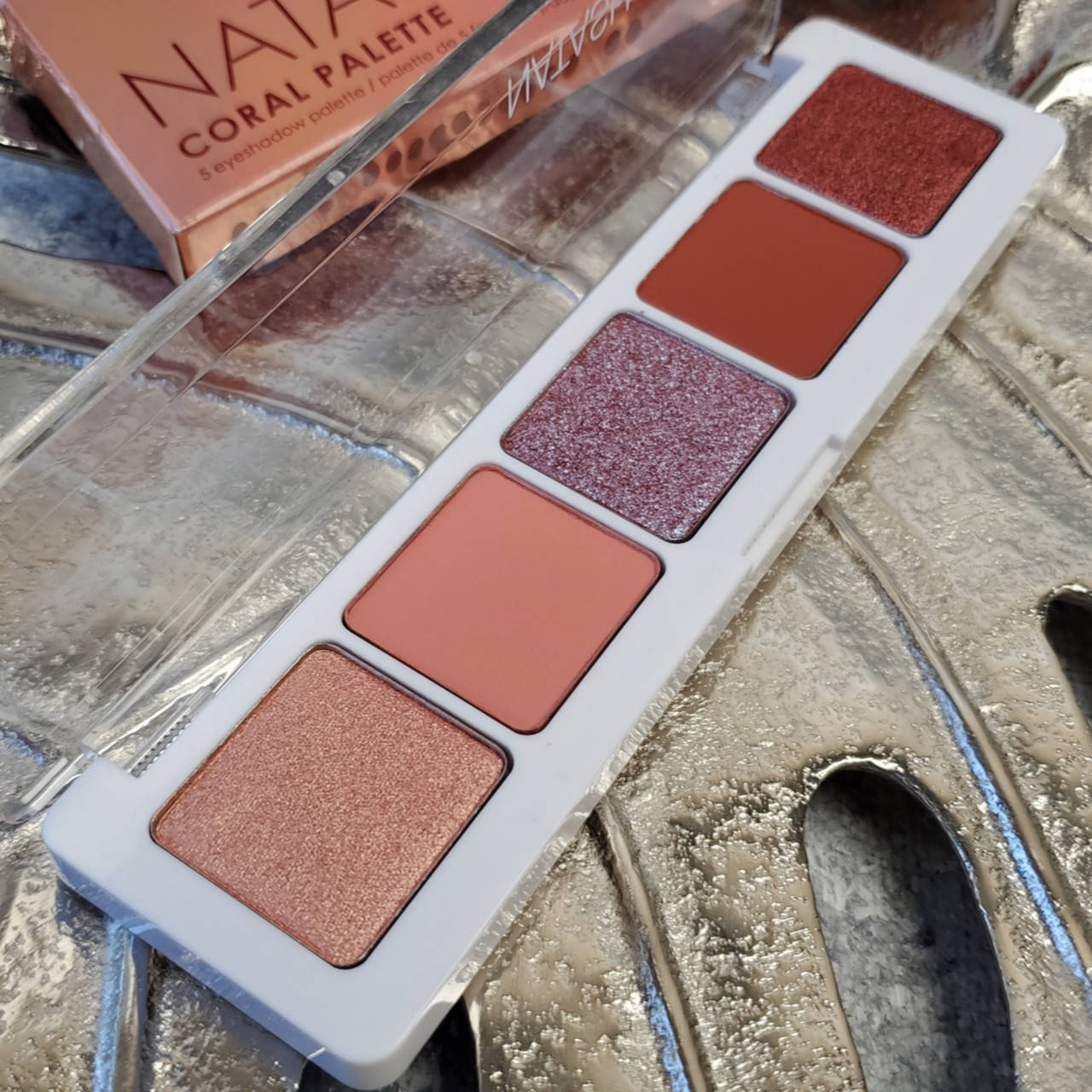 

Палетка теней Natasha Denona Coral Palette