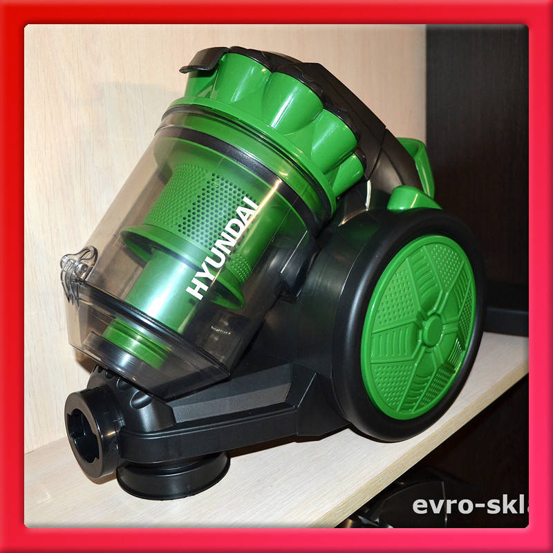 

Пылесос циклонный HYUNDAI BSCM-700W.137.72NE без мешка
