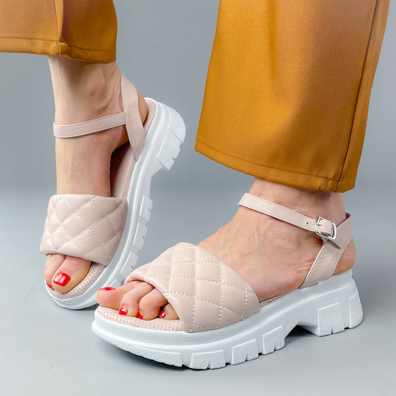 

Босоножки Guero