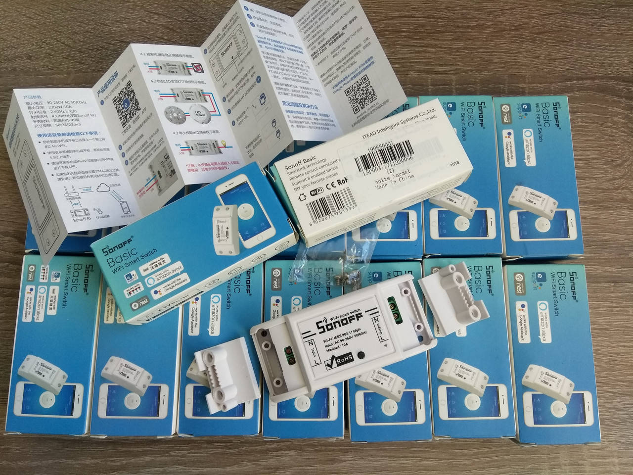 

WI-FI выключатель Sonoff basic 10A R2