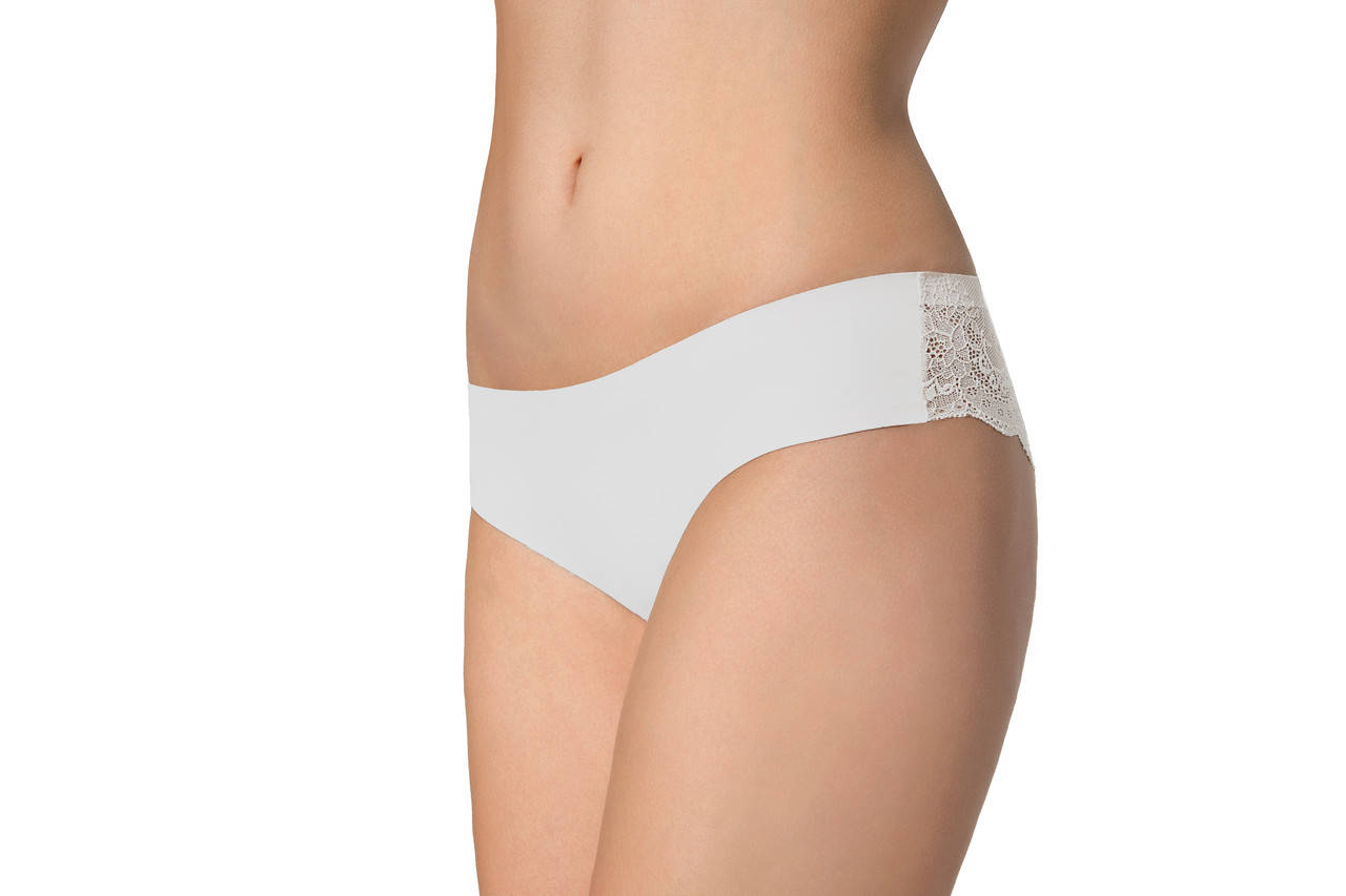 

Трусы бесшовные с кружевом Julimex TANGA, Белый