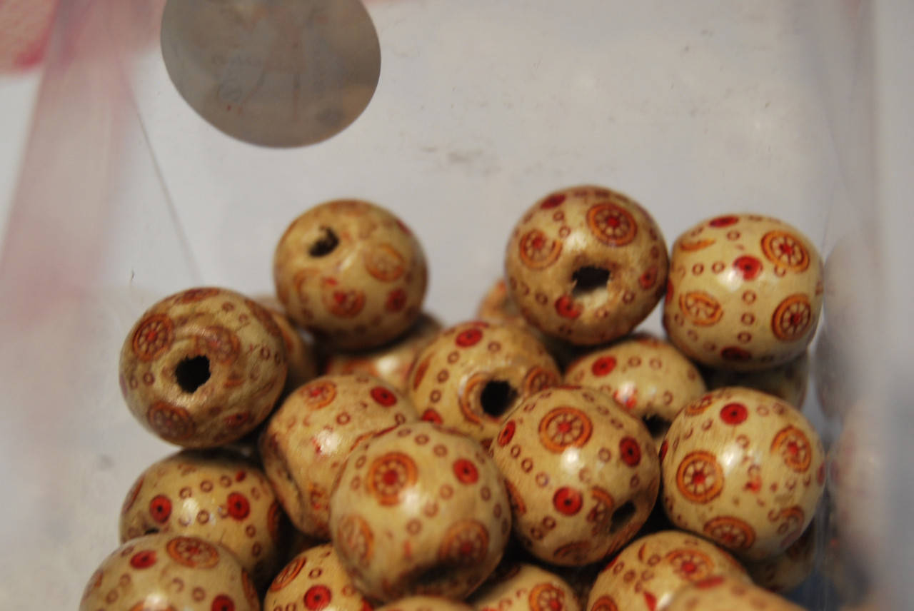 

Бусина дерево рисунок 15 мм