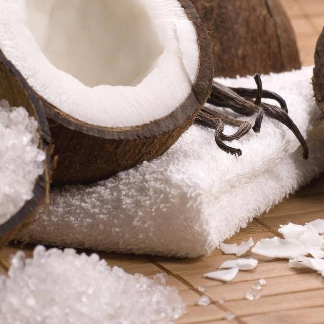 

Кокосовая стружка Файн 55-60% жирности 1кг