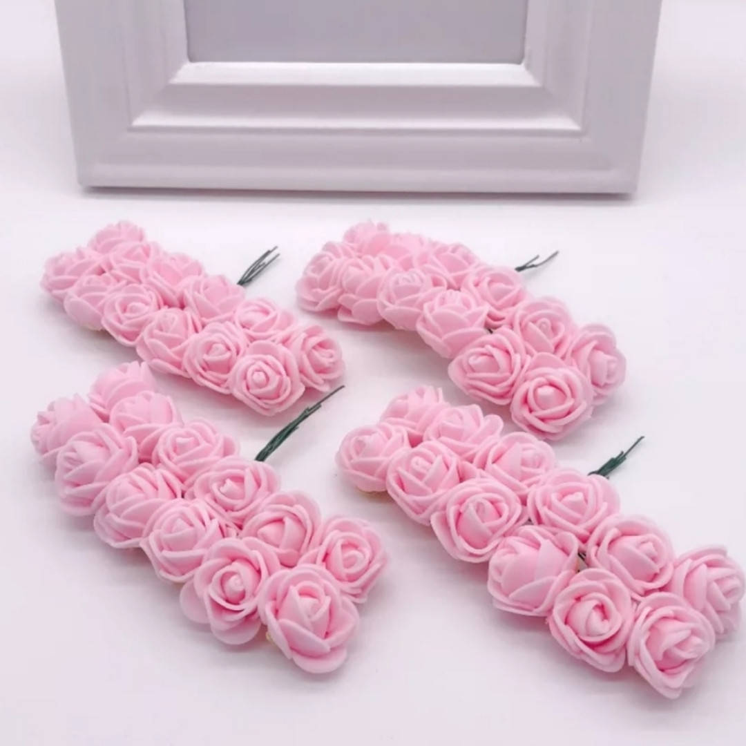 

Роза латексная с фатином .Цвет нежно розовый.