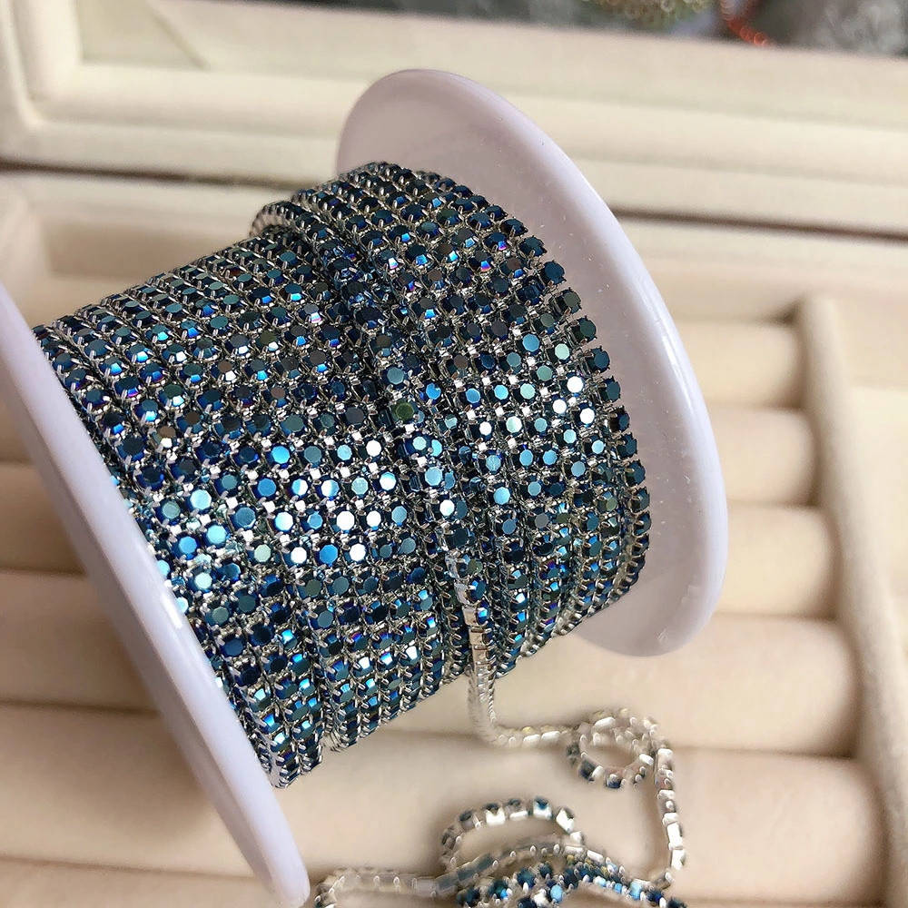 

Стразовая цепочка ss4(1,4мм), цвет камня металлический синий в серебристой оправе, Темно-синий