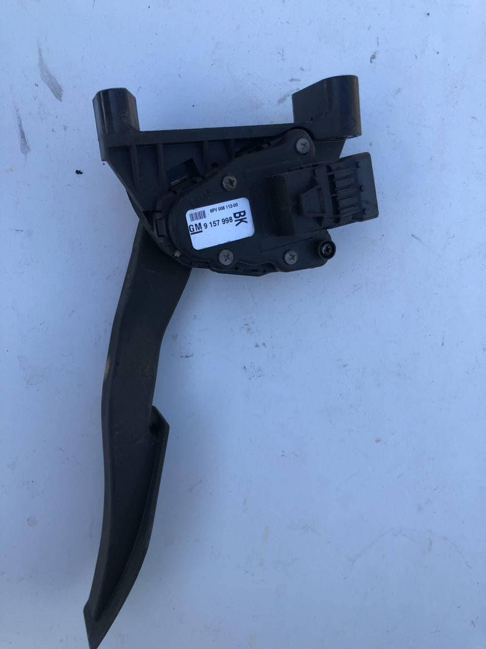 

Педаль Газа Акселератора 9157998 GM Opel Astra H G Hatchback запчасти б\у шрот