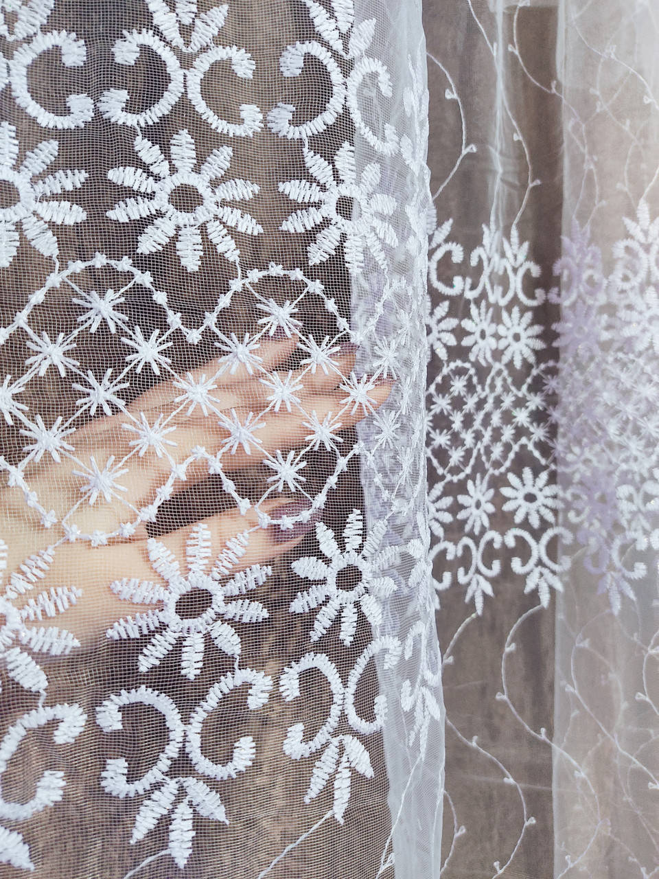 

Красивый фатин с вышивкой и широкой срединой, турция, Белый