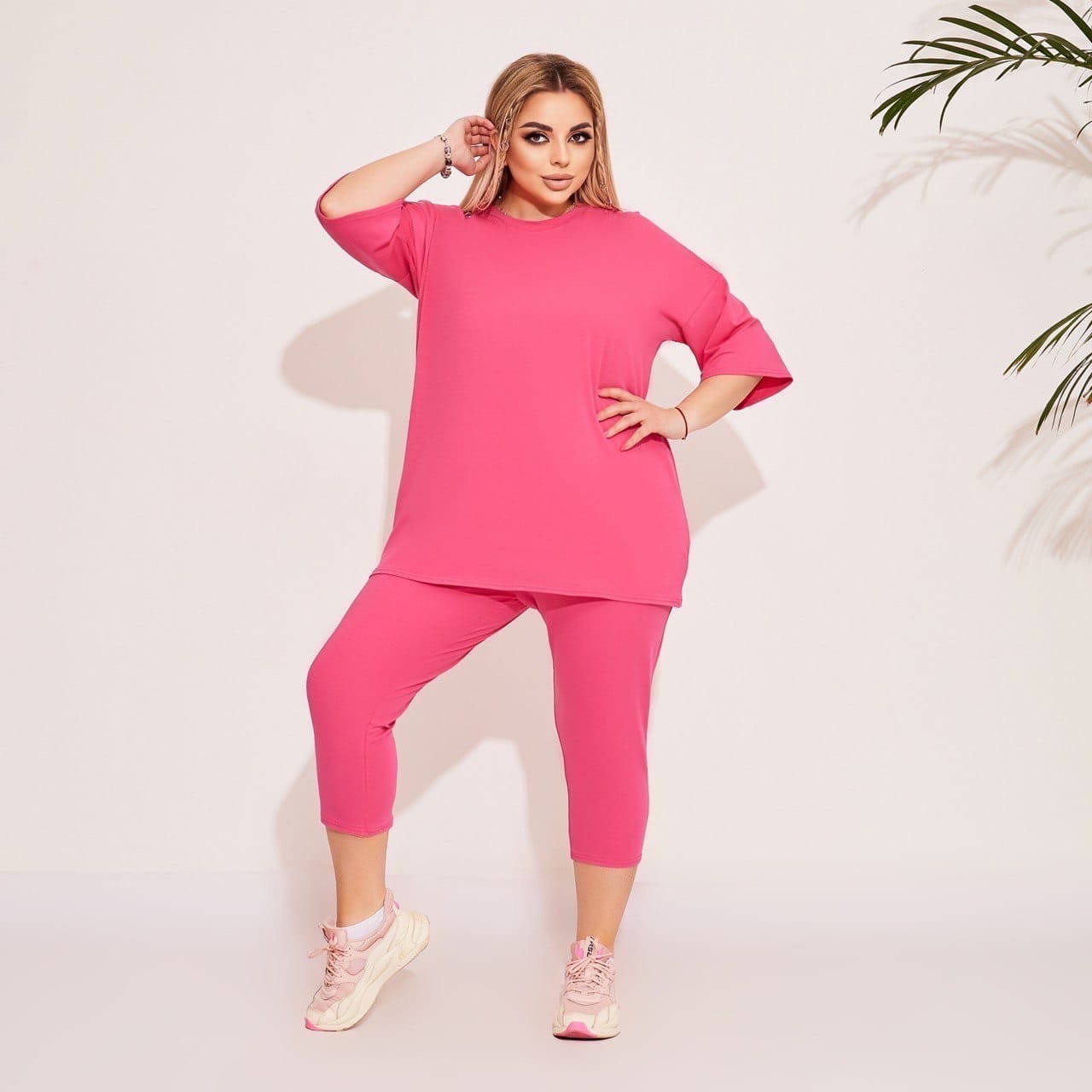 

Модный женский летний костюм: лосины на высокой посадке и удлинённая футболка, Желтый