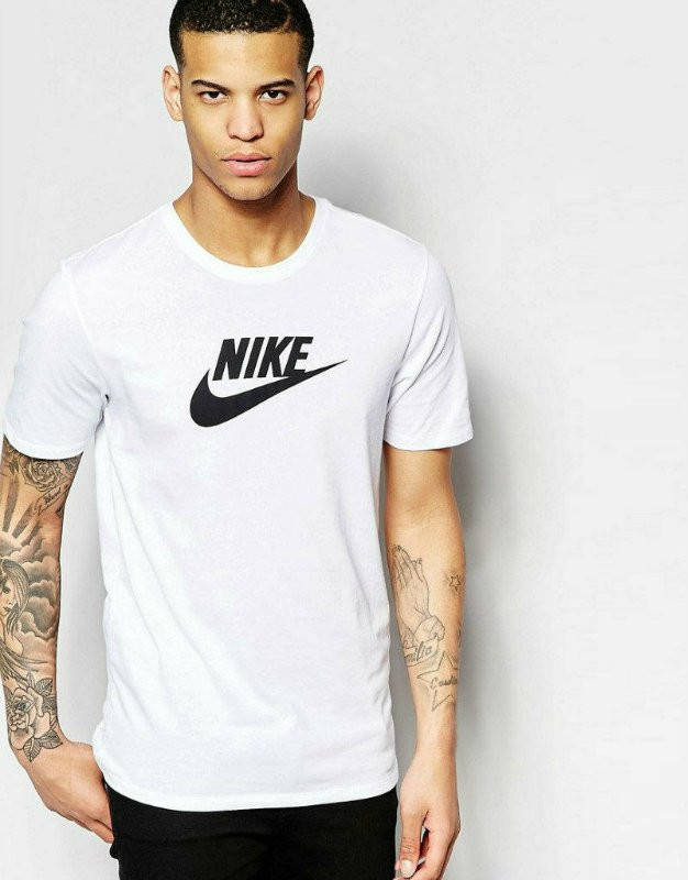 

Футболка Nike