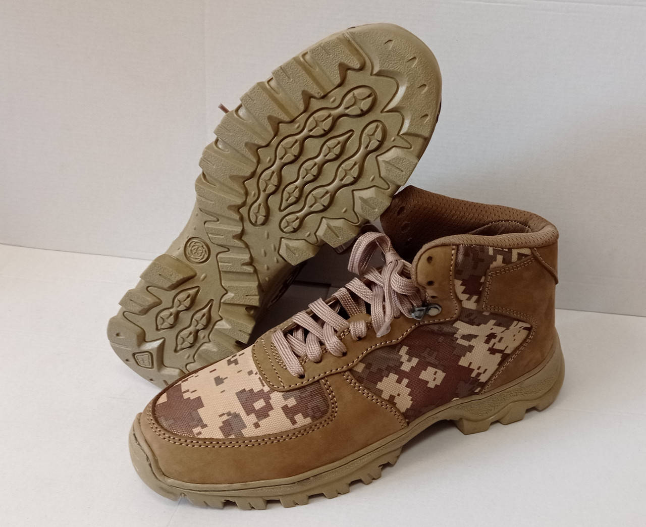 

Берцы тактические 43