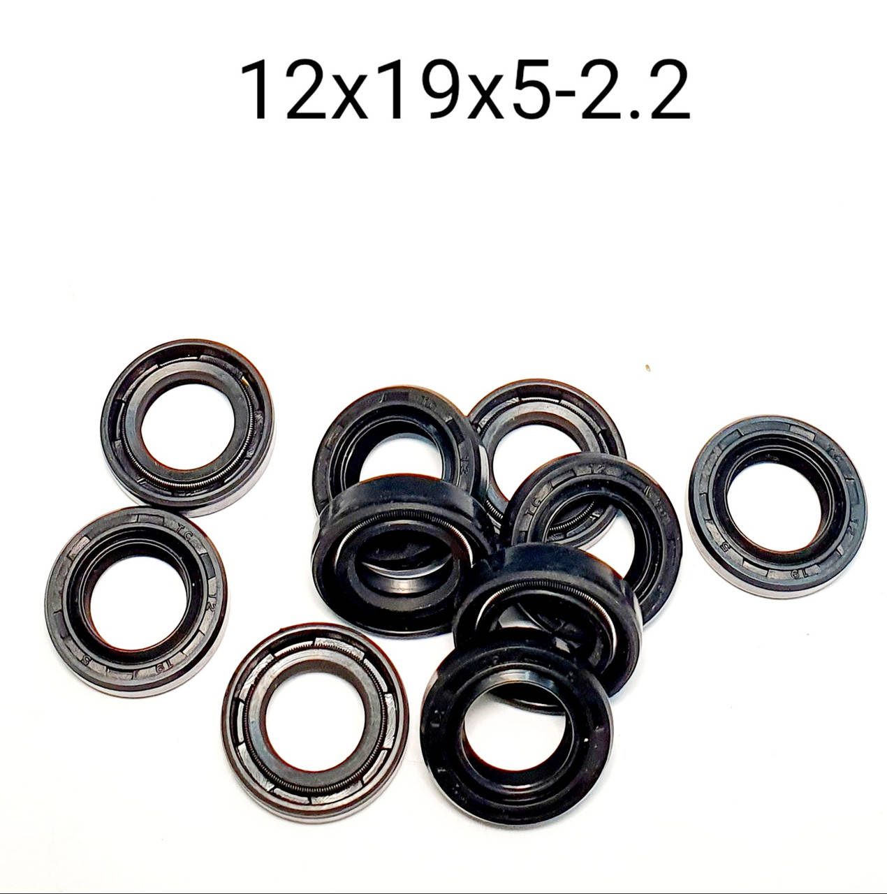 

Сальник манжета армированная 12х19х5-2,2