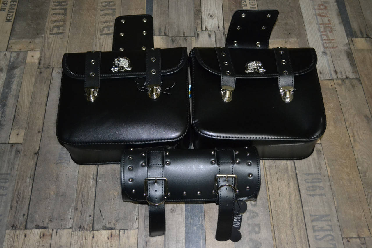 

Комплект. Мотокофры боковые. Кожезаменитель. 30х30х10см ( Вариант 3 ) + батон 30х10см